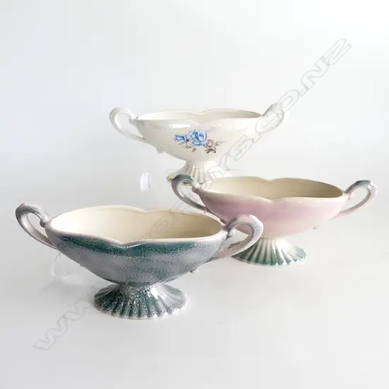 3 TITIAN 2 HANDLED VASES L300MM