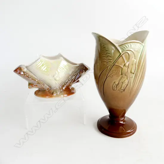 TITIAN STUDIO CHINA SPIDER WEBB VASE H110MM & TITIANSTUDIO CHINA KOWHIA VASE H240MM