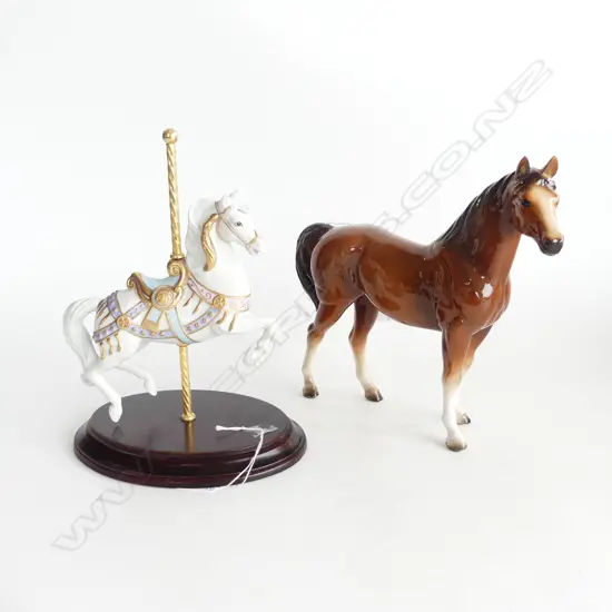 FRANKLIN MINT CARASOL HORSE H270MM & CHINA HORSE H240MM
