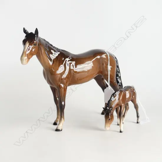 BESWICK HORSE H200MM & FOAL H80MM