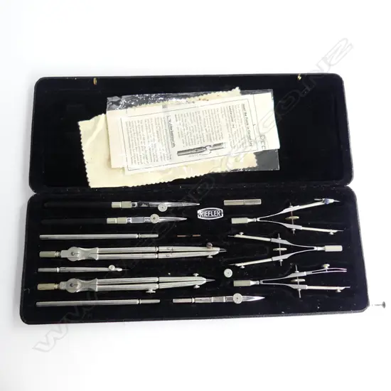 RIEFLER DRAWING SET, CASED