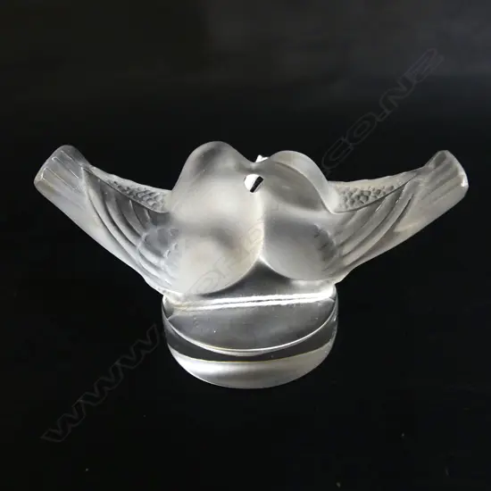 LALIQUE KISSING DOVES W.75mm