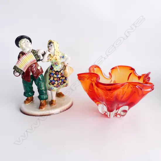 MID CENTURY ITALIAN PEASANT COUPLE CERAMIC  210 x 280mm (DAMAGED) & BRIGHT ORANGE HANDBLOWN GLASS BOWL, 230 x 200mm