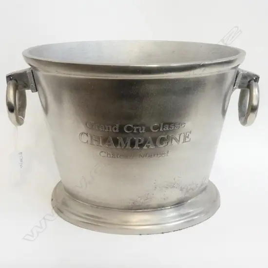 CHAMPAGNE BUCKET