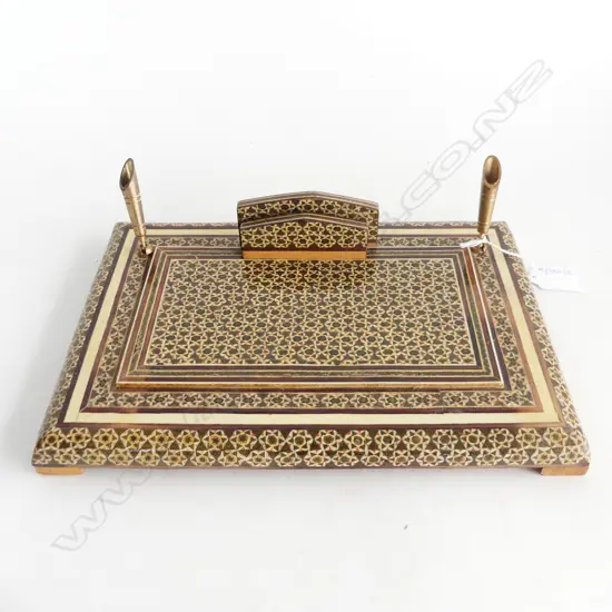 INLAID PEN STAND 295x195mm