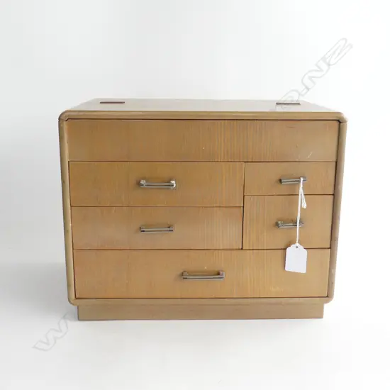 OLD JAPANESE SEWING BOX AF