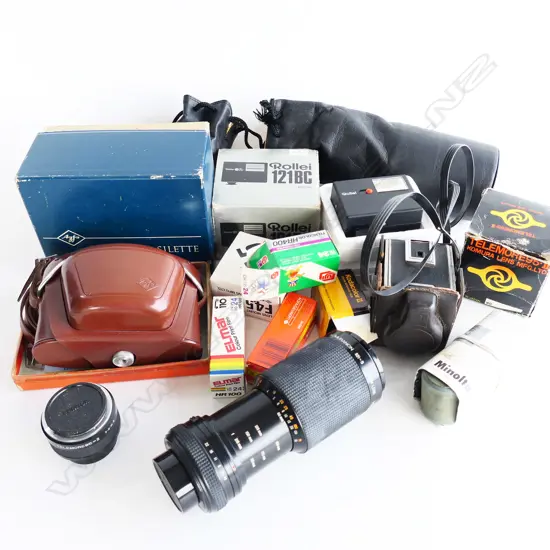 BOX OF CAMERA GEAR INCL. UNUSUED BOXED 50S AGFA KOMURA 80-210mm LENS ETC