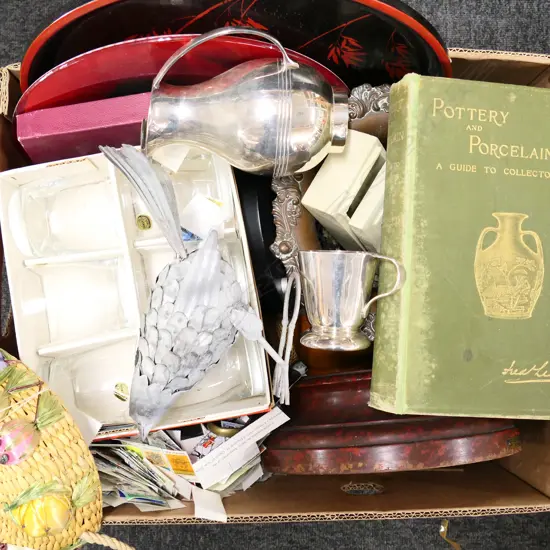 BOX LOT ASST.; METAL FANTAIL, BOXED GLASSES, ORNAMENTS ETC