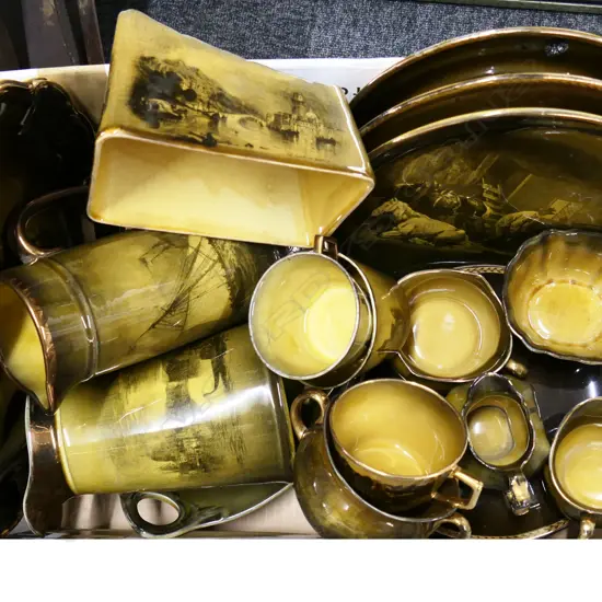 BOX LOT OF EDWARDIAN SOV CHINA