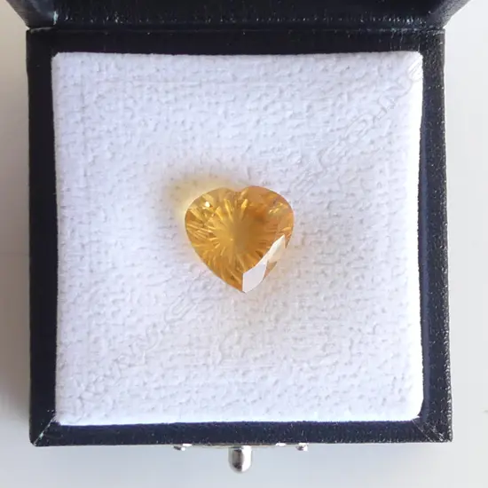 HEART SHAPED CITRINE, LASERCUT  DESIGN, 7.5ct