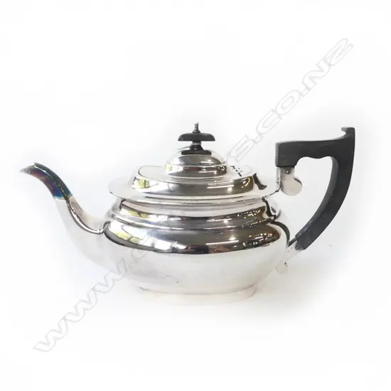 STG SILVER TEAPOT, SHEFFIELD 1966 718gms