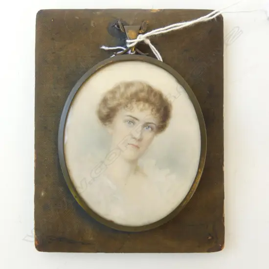 ANTIQUE EARLY 20thC PORTRAIT MINIATURE 75x65mm
