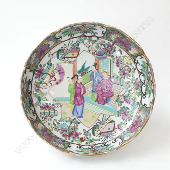 CHINESE FAMILLE ROSE BOWL 250mm dia
