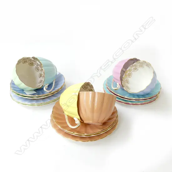 6 SHELLEY TRIOS (MINUS YELLOW PLATE) PEACH CUP HAIRLINES