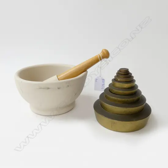 9 IMPERIAL BRASS DISK WEIGHTS 2lb - 1/4oz 110mm dia + MILTON BROOK MORTAR & PESTLE 150mm dia