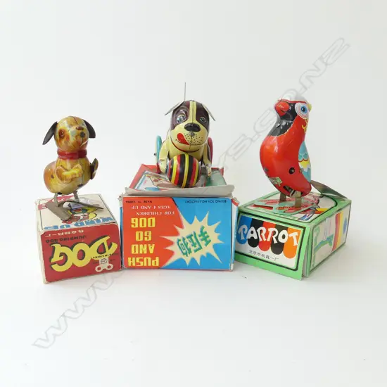 3 RETRO CHINESE TIN TOYS, BOXED (PARROT & 2 DOGS)