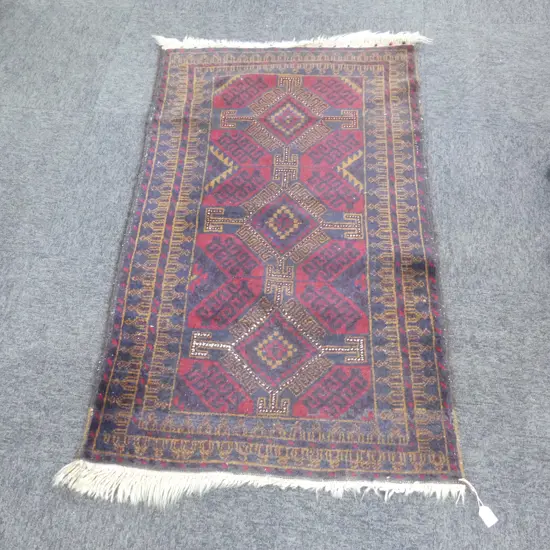 HAND KNOTTED ALL WOOL RUG 1320x810mm