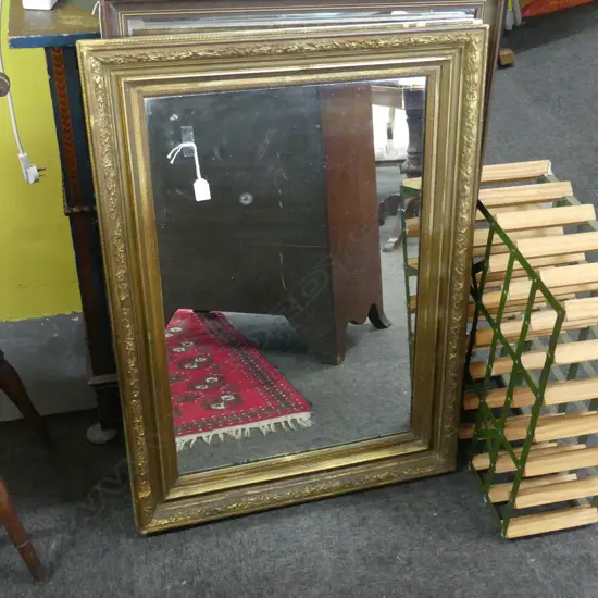 ANTIQUE GILT FRAMED MIRROR 685x940mm