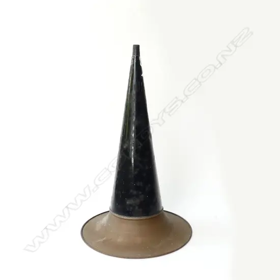 LARGE TRUMPET SHAPED GRAMOPHONE HORN BLACK METAL & BRASS 280X490mm