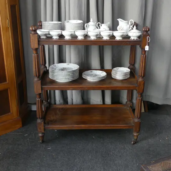 VICTORIAN 3 TIER OAK DUMB WAITER turned & lobed supports