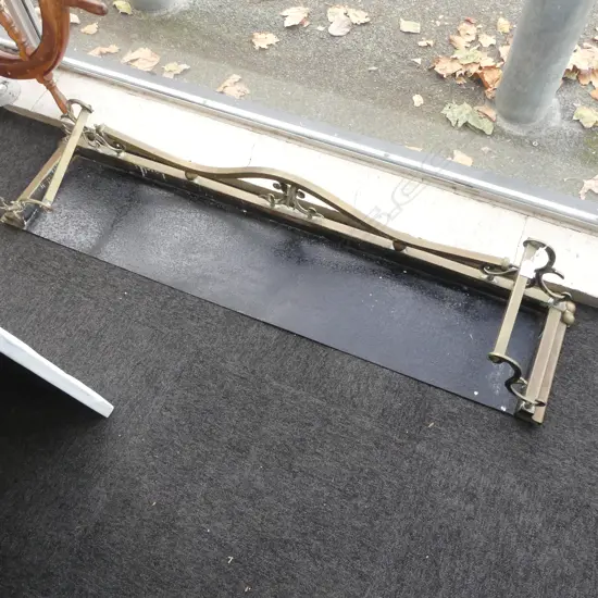 BRASS FENDER 1350x320x220mm