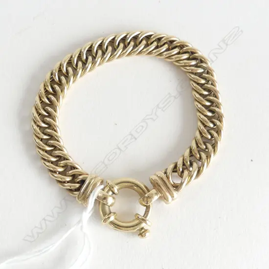 9ct YELLOW GOLD DOUBLE CURB LINK BRACELET w lge sprung ring clasp 21gms