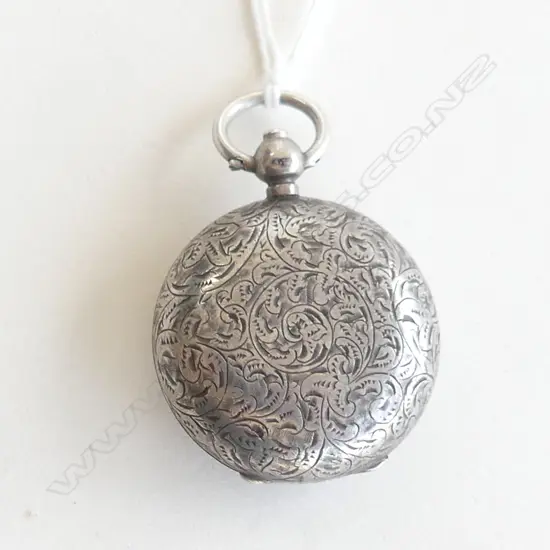 RTV EDW SILVER ENGRAVED SOVEREIGN CASE BIRM.1902 by Dennison