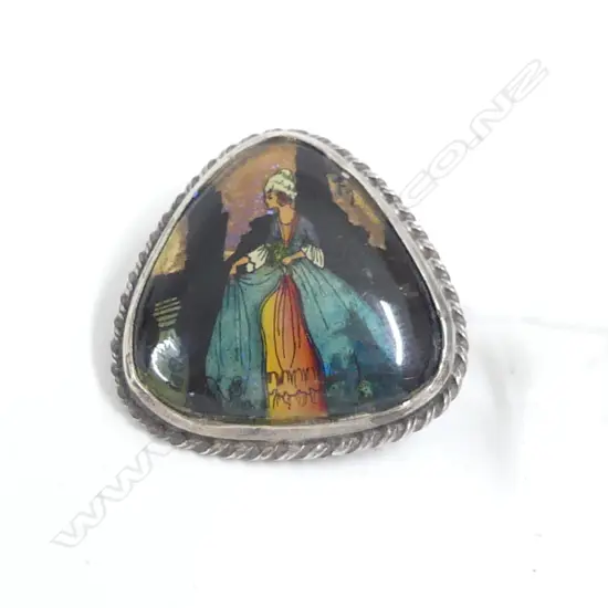 VINTAGE BUTTERFLY WING BROOCH