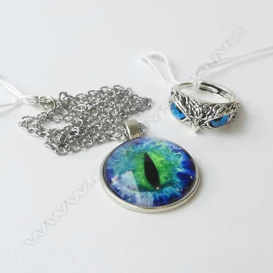 BLUE EYED OWL RING (adjustable) & BLUE IRIS PENDANT ON CHAIN