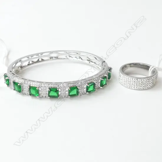 DECO STYLE CUFF BRACELET & DIAMANTE BAND, SIZE S