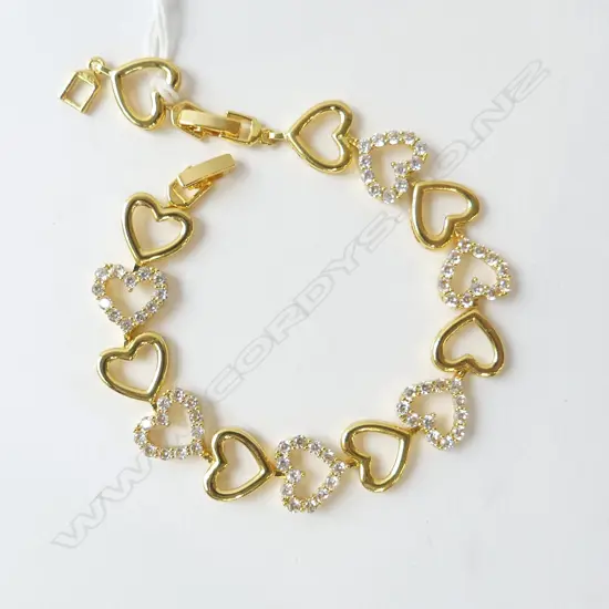 GOLD COLOURED HEART BRACELET w DIAMANTES, L.200mm