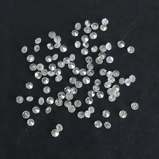 A PARCEL OF LOOSE DIAMONDS WHITE 1.08CT CALIBRATED 8/8 CUT