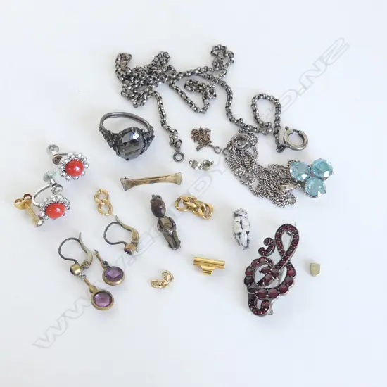 ASST. JEWELLERY INCL. GOLD SCRAP, & GOLD PLATE EARRINGS ETC