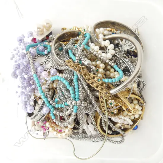 ASST. COSTUME JEWELLERY