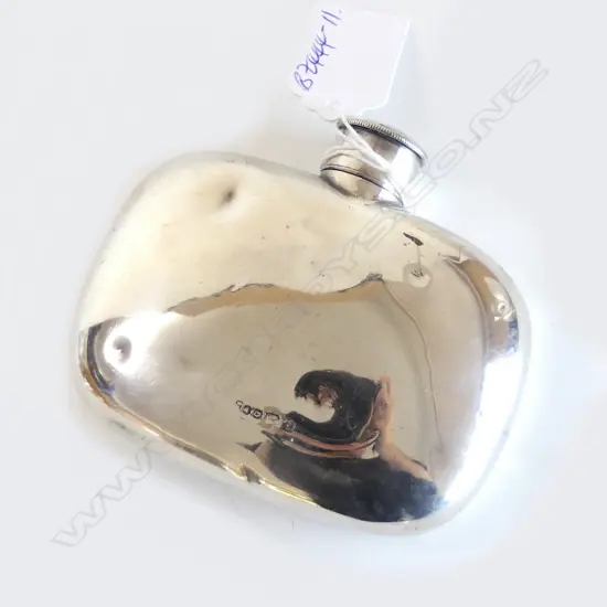 SILVER PLATE HIPFLASK SCREW LID