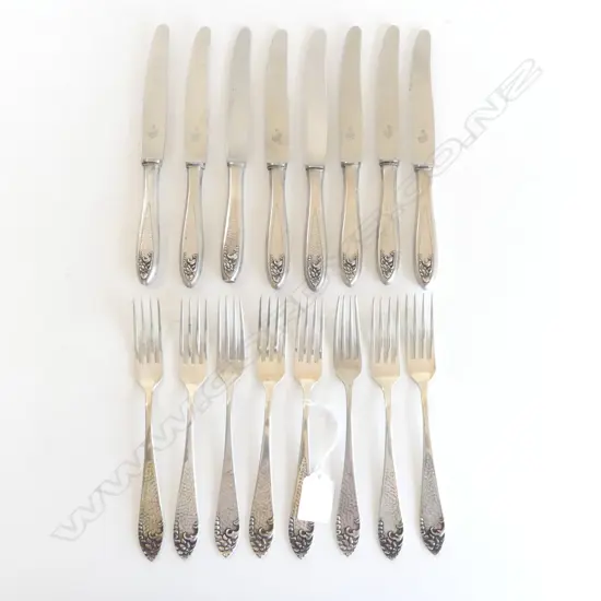 8 800 SILVER FORKS 324gms + 8 KNIVES w. 800 SILVER HANDLES *NOW BZ656-1*