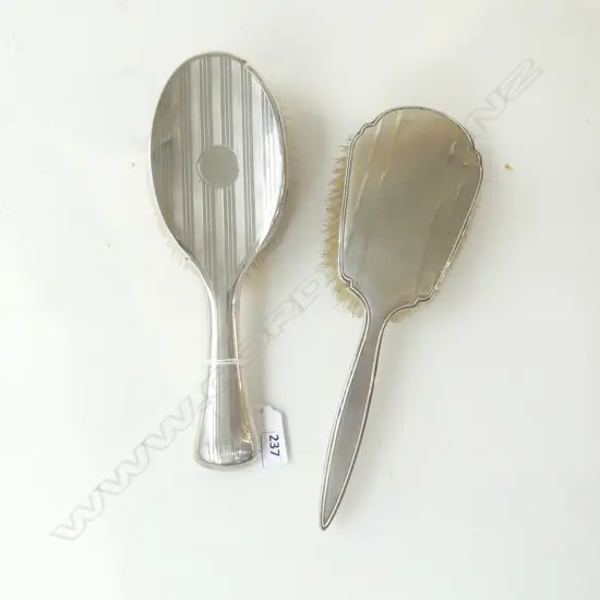 2 STG BACKED HAIR BRUSHES