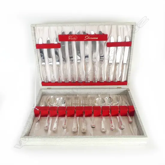 RODD SILVER PLATE SIX PLACE CUTLERY SET NEMESIA PATTERN BOXED GOOD COND.