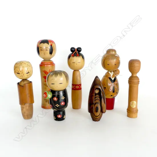 7 VINTAGE WOODEN KOKESHI DOLLS H.245mm