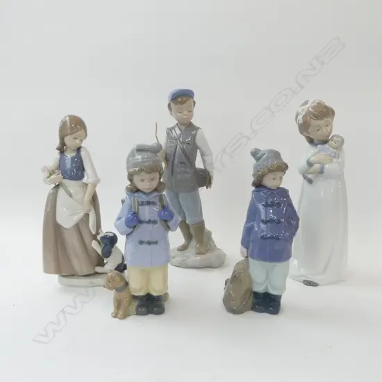 5 NAO ORNAMENTS H.270mm - FLOWERS & FISHING ROD AF