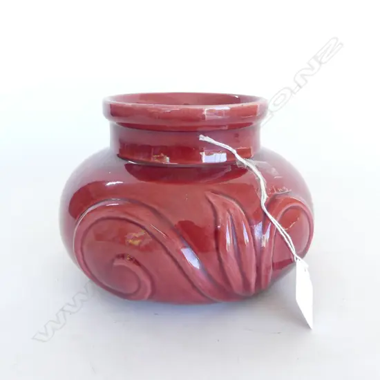 LARGE OSWOLD STEPHENS RED STUDIO POTTERY VASE  DIA.170mm H112mm. Wide squat form.