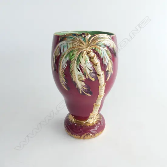 BESWICK MAUVE PALMTREE VASE 1072.H.155mm