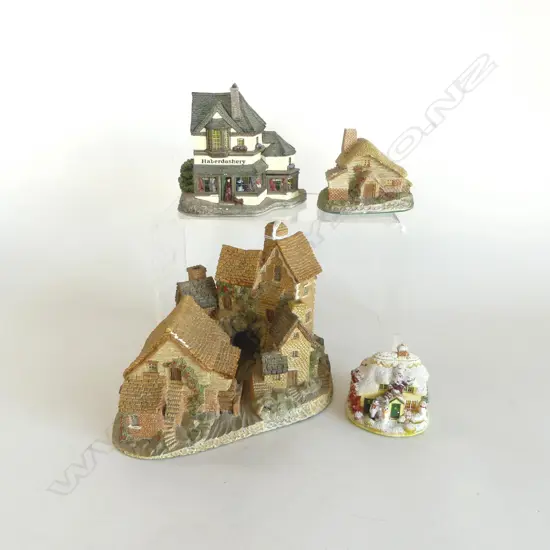 4 LILLIPUT LANE & DAVID WINTER COTTAGES, INCL RARE 'HABERDASHERY'