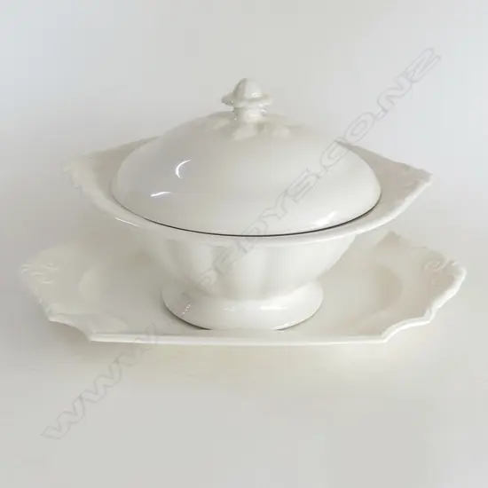 LG LIDDED TUREEN 285mm dia & PLATTER 250x405mm VILLEROY & BOCH 'COUNTRY HERITAGE'