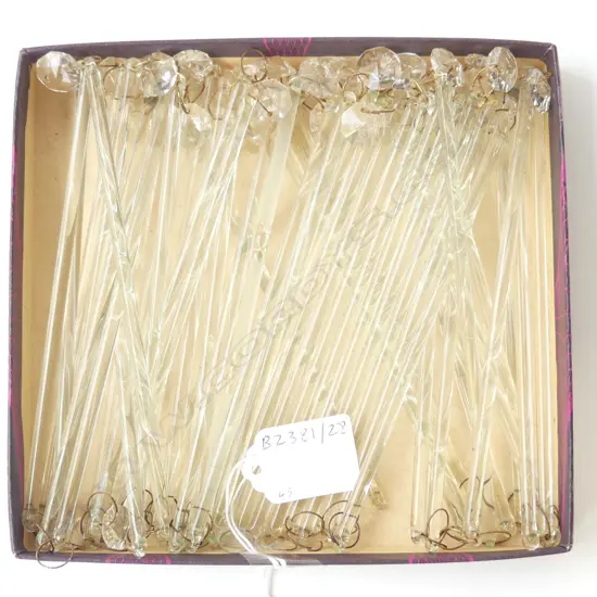 45 VINTAGE CRYSTAL STRING DROPS L. 165MM