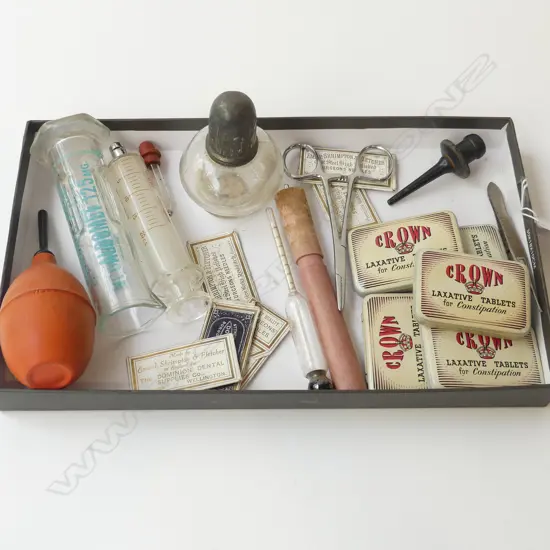 TRAY OF MEDICAL AND PHARMACEUTICAL COLLECTABLES – THERMOMETERS, BURNER, SYRINGE, SURGICAL NEEDLES, TINS ETC