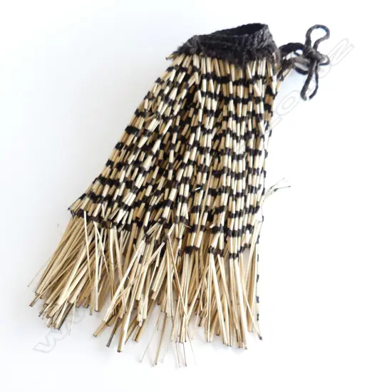 MAORI DYED PIUPIU - FAULTS