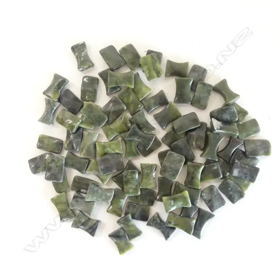 COLLECTION UNSTRUNG POUNAMU BEADS