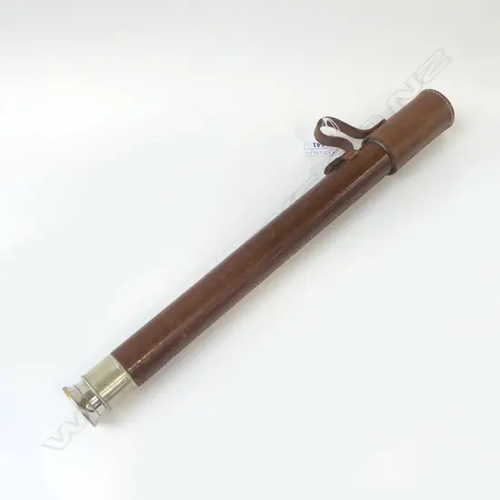 VINTAGE 1 DRAW TELESCOPE IN LEATHER CASING L.650 / 475mm