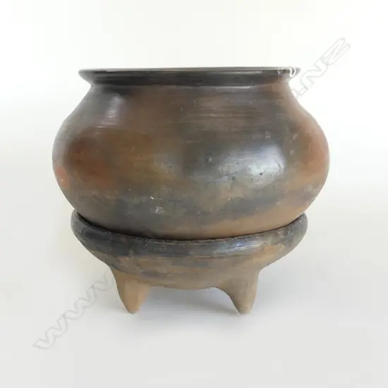EARTHENWARE KAVA BOWL 225mm dia & POT H.165mm